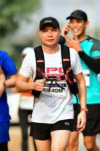 BIB: 424952, 41249
                            <button type="button" onclick="openModal(9284531)" class="btn btn-primary btn-sm float-right btn-popup" data-toggle="modal" data-target=".modal-high-quality">
                        <i class="fas fa-shopping-cart"></i> Add to Cart
                    </button>
                                            <button type="button" onclick="isThisMe(9284531, true)" class="btn btn-success btn-sm float-right btn-popup btn-isme hidden" data-toggle="tooltip" data-placement="bottom" title="นี่คือรูปของคุณใช่ไหม คลิกที่นี่เพื่อเอาเข้าอัลบั้ม">
                        <i class="fas fa-plus"></i> Add to album
                    </button>
                    <button type="button" onclick="isThisMe(9284531, false)" class="btn btn-warning btn-sm float-right btn-popup btn-isnotme hidden">
                        <i class="fas fa-ban"></i> Remove from album
                    </button>