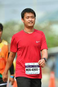 BIB: 42195, 42072
                            <button type="button" onclick="openModal(9698969)" class="btn btn-primary btn-sm float-right btn-popup" data-toggle="modal" data-target=".modal-high-quality">
                        <i class="fas fa-shopping-cart"></i> Add to Cart
                    </button>
                                            <button type="button" onclick="isThisMe(9698969, true)" class="btn btn-success btn-sm float-right btn-popup btn-isme hidden" data-toggle="tooltip" data-placement="bottom" title="นี่คือรูปของคุณใช่ไหม คลิกที่นี่เพื่อเอาเข้าอัลบั้ม">
                        <i class="fas fa-plus"></i> Add to album
                    </button>
                    <button type="button" onclick="isThisMe(9698969, false)" class="btn btn-warning btn-sm float-right btn-popup btn-isnotme hidden">
                        <i class="fas fa-ban"></i> Remove from album
                    </button>