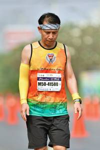 BIB: 42195, 41580, 
                            <button type="button" onclick="openModal(9703414)" class="btn btn-primary btn-sm float-right btn-popup" data-toggle="modal" data-target=".modal-high-quality">
                        <i class="fas fa-shopping-cart"></i> Add to Cart
                    </button>
                                            <button type="button" onclick="isThisMe(9703414, true)" class="btn btn-success btn-sm float-right btn-popup btn-isme hidden" data-toggle="tooltip" data-placement="bottom" title="นี่คือรูปของคุณใช่ไหม คลิกที่นี่เพื่อเอาเข้าอัลบั้ม">
                        <i class="fas fa-plus"></i> Add to album
                    </button>
                    <button type="button" onclick="isThisMe(9703414, false)" class="btn btn-warning btn-sm float-right btn-popup btn-isnotme hidden">
                        <i class="fas fa-ban"></i> Remove from album
                    </button>