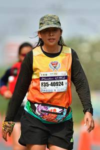 BIB: 195, 40924
                            <button type="button" onclick="openModal(9702925)" class="btn btn-primary btn-sm float-right btn-popup" data-toggle="modal" data-target=".modal-high-quality">
                        <i class="fas fa-shopping-cart"></i> Add to Cart
                    </button>
                                            <button type="button" onclick="isThisMe(9702925, true)" class="btn btn-success btn-sm float-right btn-popup btn-isme hidden" data-toggle="tooltip" data-placement="bottom" title="นี่คือรูปของคุณใช่ไหม คลิกที่นี่เพื่อเอาเข้าอัลบั้ม">
                        <i class="fas fa-plus"></i> Add to album
                    </button>
                    <button type="button" onclick="isThisMe(9702925, false)" class="btn btn-warning btn-sm float-right btn-popup btn-isnotme hidden">
                        <i class="fas fa-ban"></i> Remove from album
                    </button>