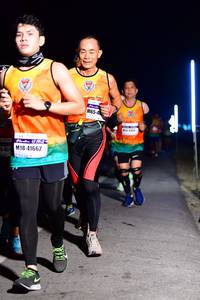 BIB: 41662
                            <button type="button" onclick="openModal(8350273)" class="btn btn-primary btn-sm float-right btn-popup" data-toggle="modal" data-target=".modal-high-quality">
                        <i class="fas fa-shopping-cart"></i> Add to Cart
                    </button>
                                            <button type="button" onclick="isThisMe(8350273, true)" class="btn btn-success btn-sm float-right btn-popup btn-isme hidden" data-toggle="tooltip" data-placement="bottom" title="นี่คือรูปของคุณใช่ไหม คลิกที่นี่เพื่อเอาเข้าอัลบั้ม">
                        <i class="fas fa-plus"></i> Add to album
                    </button>
                    <button type="button" onclick="isThisMe(8350273, false)" class="btn btn-warning btn-sm float-right btn-popup btn-isnotme hidden">
                        <i class="fas fa-ban"></i> Remove from album
                    </button>