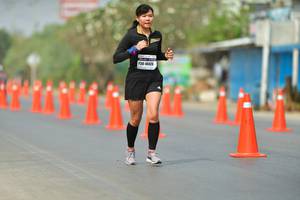 BIB: 40425
                            <button type="button" onclick="openModal(7622077)" class="btn btn-primary btn-sm float-right btn-popup" data-toggle="modal" data-target=".modal-high-quality">
                        <i class="fas fa-shopping-cart"></i> Add to Cart
                    </button>
                                            <button type="button" onclick="isThisMe(7622077, true)" class="btn btn-success btn-sm float-right btn-popup btn-isme hidden" data-toggle="tooltip" data-placement="bottom" title="นี่คือรูปของคุณใช่ไหม คลิกที่นี่เพื่อเอาเข้าอัลบั้ม">
                        <i class="fas fa-plus"></i> Add to album
                    </button>
                    <button type="button" onclick="isThisMe(7622077, false)" class="btn btn-warning btn-sm float-right btn-popup btn-isnotme hidden">
                        <i class="fas fa-ban"></i> Remove from album
                    </button>