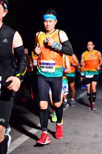 BIB: 42005
                            <button type="button" onclick="openModal(8335454)" class="btn btn-primary btn-sm float-right btn-popup" data-toggle="modal" data-target=".modal-high-quality">
                        <i class="fas fa-shopping-cart"></i> Add to Cart
                    </button>
                                            <button type="button" onclick="isThisMe(8335454, true)" class="btn btn-success btn-sm float-right btn-popup btn-isme hidden" data-toggle="tooltip" data-placement="bottom" title="นี่คือรูปของคุณใช่ไหม คลิกที่นี่เพื่อเอาเข้าอัลบั้ม">
                        <i class="fas fa-plus"></i> Add to album
                    </button>
                    <button type="button" onclick="isThisMe(8335454, false)" class="btn btn-warning btn-sm float-right btn-popup btn-isnotme hidden">
                        <i class="fas fa-ban"></i> Remove from album
                    </button>