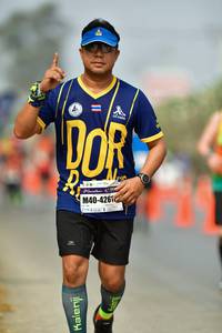 BIB: 4219, 4261, 411
                            <button type="button" onclick="openModal(7726957)" class="btn btn-primary btn-sm float-right btn-popup" data-toggle="modal" data-target=".modal-high-quality">
                        <i class="fas fa-shopping-cart"></i> Add to Cart
                    </button>
                                            <button type="button" onclick="isThisMe(7726957, true)" class="btn btn-success btn-sm float-right btn-popup btn-isme hidden" data-toggle="tooltip" data-placement="bottom" title="นี่คือรูปของคุณใช่ไหม คลิกที่นี่เพื่อเอาเข้าอัลบั้ม">
                        <i class="fas fa-plus"></i> Add to album
                    </button>
                    <button type="button" onclick="isThisMe(7726957, false)" class="btn btn-warning btn-sm float-right btn-popup btn-isnotme hidden">
                        <i class="fas fa-ban"></i> Remove from album
                    </button>