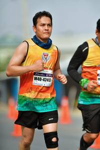 BIB: 421, 42413, 1219
                            <button type="button" onclick="openModal(8302275)" class="btn btn-primary btn-sm float-right btn-popup" data-toggle="modal" data-target=".modal-high-quality">
                        <i class="fas fa-shopping-cart"></i> Add to Cart
                    </button>
                                            <button type="button" onclick="isThisMe(8302275, true)" class="btn btn-success btn-sm float-right btn-popup btn-isme hidden" data-toggle="tooltip" data-placement="bottom" title="นี่คือรูปของคุณใช่ไหม คลิกที่นี่เพื่อเอาเข้าอัลบั้ม">
                        <i class="fas fa-plus"></i> Add to album
                    </button>
                    <button type="button" onclick="isThisMe(8302275, false)" class="btn btn-warning btn-sm float-right btn-popup btn-isnotme hidden">
                        <i class="fas fa-ban"></i> Remove from album
                    </button>