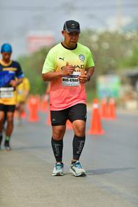 BIB: 47980
                            <button type="button" onclick="openModal(7660102)" class="btn btn-primary btn-sm float-right btn-popup" data-toggle="modal" data-target=".modal-high-quality">
                        <i class="fas fa-shopping-cart"></i> Add to Cart
                    </button>
                                            <button type="button" onclick="isThisMe(7660102, true)" class="btn btn-success btn-sm float-right btn-popup btn-isme hidden" data-toggle="tooltip" data-placement="bottom" title="นี่คือรูปของคุณใช่ไหม คลิกที่นี่เพื่อเอาเข้าอัลบั้ม">
                        <i class="fas fa-plus"></i> Add to album
                    </button>
                    <button type="button" onclick="isThisMe(7660102, false)" class="btn btn-warning btn-sm float-right btn-popup btn-isnotme hidden">
                        <i class="fas fa-ban"></i> Remove from album
                    </button>