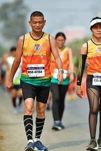 BIB: 42195, 42164, 4219
                            <button type="button" onclick="openModal(8292078)" class="btn btn-primary btn-sm float-right btn-popup" data-toggle="modal" data-target=".modal-high-quality">
                        <i class="fas fa-shopping-cart"></i> Add to Cart
                    </button>
                                            <button type="button" onclick="isThisMe(8292078, true)" class="btn btn-success btn-sm float-right btn-popup btn-isme hidden" data-toggle="tooltip" data-placement="bottom" title="นี่คือรูปของคุณใช่ไหม คลิกที่นี่เพื่อเอาเข้าอัลบั้ม">
                        <i class="fas fa-plus"></i> Add to album
                    </button>
                    <button type="button" onclick="isThisMe(8292078, false)" class="btn btn-warning btn-sm float-right btn-popup btn-isnotme hidden">
                        <i class="fas fa-ban"></i> Remove from album
                    </button>