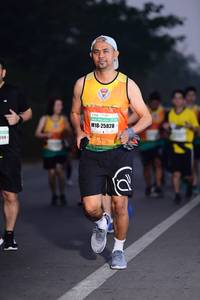 BIB: 25828, 094
                            <button type="button" onclick="openModal(8540251)" class="btn btn-primary btn-sm float-right btn-popup" data-toggle="modal" data-target=".modal-high-quality">
                        <i class="fas fa-shopping-cart"></i> Add to Cart
                    </button>
                                            <button type="button" onclick="isThisMe(8540251, true)" class="btn btn-success btn-sm float-right btn-popup btn-isme hidden" data-toggle="tooltip" data-placement="bottom" title="นี่คือรูปของคุณใช่ไหม คลิกที่นี่เพื่อเอาเข้าอัลบั้ม">
                        <i class="fas fa-plus"></i> Add to album
                    </button>
                    <button type="button" onclick="isThisMe(8540251, false)" class="btn btn-warning btn-sm float-right btn-popup btn-isnotme hidden">
                        <i class="fas fa-ban"></i> Remove from album
                    </button>