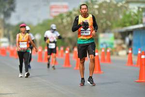 BIB: 46512
                            <button type="button" onclick="openModal(7605964)" class="btn btn-primary btn-sm float-right btn-popup" data-toggle="modal" data-target=".modal-high-quality">
                        <i class="fas fa-shopping-cart"></i> Add to Cart
                    </button>
                                            <button type="button" onclick="isThisMe(7605964, true)" class="btn btn-success btn-sm float-right btn-popup btn-isme hidden" data-toggle="tooltip" data-placement="bottom" title="นี่คือรูปของคุณใช่ไหม คลิกที่นี่เพื่อเอาเข้าอัลบั้ม">
                        <i class="fas fa-plus"></i> Add to album
                    </button>
                    <button type="button" onclick="isThisMe(7605964, false)" class="btn btn-warning btn-sm float-right btn-popup btn-isnotme hidden">
                        <i class="fas fa-ban"></i> Remove from album
                    </button>