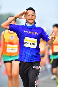 BIB: 102, 16058
                            <button type="button" onclick="openModal(8685088)" class="btn btn-primary btn-sm float-right btn-popup" data-toggle="modal" data-target=".modal-high-quality">
                        <i class="fas fa-shopping-cart"></i> Add to Cart
                    </button>
                                            <button type="button" onclick="isThisMe(8685088, true)" class="btn btn-success btn-sm float-right btn-popup btn-isme hidden" data-toggle="tooltip" data-placement="bottom" title="นี่คือรูปของคุณใช่ไหม คลิกที่นี่เพื่อเอาเข้าอัลบั้ม">
                        <i class="fas fa-plus"></i> Add to album
                    </button>
                    <button type="button" onclick="isThisMe(8685088, false)" class="btn btn-warning btn-sm float-right btn-popup btn-isnotme hidden">
                        <i class="fas fa-ban"></i> Remove from album
                    </button>