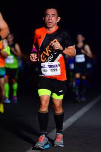 BIB: 0225
                            <button type="button" onclick="openModal(8273023)" class="btn btn-primary btn-sm float-right btn-popup" data-toggle="modal" data-target=".modal-high-quality">
                        <i class="fas fa-shopping-cart"></i> Add to Cart
                    </button>
                                            <button type="button" onclick="isThisMe(8273023, true)" class="btn btn-success btn-sm float-right btn-popup btn-isme hidden" data-toggle="tooltip" data-placement="bottom" title="นี่คือรูปของคุณใช่ไหม คลิกที่นี่เพื่อเอาเข้าอัลบั้ม">
                        <i class="fas fa-plus"></i> Add to album
                    </button>
                    <button type="button" onclick="isThisMe(8273023, false)" class="btn btn-warning btn-sm float-right btn-popup btn-isnotme hidden">
                        <i class="fas fa-ban"></i> Remove from album
                    </button>