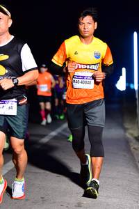 BIB: 43040
                            <button type="button" onclick="openModal(8286695)" class="btn btn-primary btn-sm float-right btn-popup" data-toggle="modal" data-target=".modal-high-quality">
                        <i class="fas fa-shopping-cart"></i> Add to Cart
                    </button>
                                            <button type="button" onclick="isThisMe(8286695, true)" class="btn btn-success btn-sm float-right btn-popup btn-isme hidden" data-toggle="tooltip" data-placement="bottom" title="นี่คือรูปของคุณใช่ไหม คลิกที่นี่เพื่อเอาเข้าอัลบั้ม">
                        <i class="fas fa-plus"></i> Add to album
                    </button>
                    <button type="button" onclick="isThisMe(8286695, false)" class="btn btn-warning btn-sm float-right btn-popup btn-isnotme hidden">
                        <i class="fas fa-ban"></i> Remove from album
                    </button>