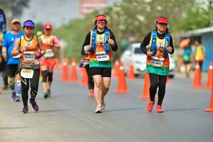 BIB: 41207, 40137, 4120, 443
                            <button type="button" onclick="openModal(7604698)" class="btn btn-primary btn-sm float-right btn-popup" data-toggle="modal" data-target=".modal-high-quality">
                        <i class="fas fa-shopping-cart"></i> Add to Cart
                    </button>
                                            <button type="button" onclick="isThisMe(7604698, true)" class="btn btn-success btn-sm float-right btn-popup btn-isme hidden" data-toggle="tooltip" data-placement="bottom" title="นี่คือรูปของคุณใช่ไหม คลิกที่นี่เพื่อเอาเข้าอัลบั้ม">
                        <i class="fas fa-plus"></i> Add to album
                    </button>
                    <button type="button" onclick="isThisMe(7604698, false)" class="btn btn-warning btn-sm float-right btn-popup btn-isnotme hidden">
                        <i class="fas fa-ban"></i> Remove from album
                    </button>