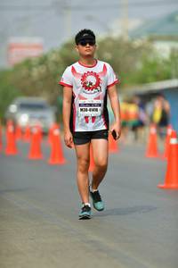 BIB: 41416
                            <button type="button" onclick="openModal(7578816)" class="btn btn-primary btn-sm float-right btn-popup" data-toggle="modal" data-target=".modal-high-quality">
                        <i class="fas fa-shopping-cart"></i> Add to Cart
                    </button>
                                            <button type="button" onclick="isThisMe(7578816, true)" class="btn btn-success btn-sm float-right btn-popup btn-isme hidden" data-toggle="tooltip" data-placement="bottom" title="นี่คือรูปของคุณใช่ไหม คลิกที่นี่เพื่อเอาเข้าอัลบั้ม">
                        <i class="fas fa-plus"></i> Add to album
                    </button>
                    <button type="button" onclick="isThisMe(7578816, false)" class="btn btn-warning btn-sm float-right btn-popup btn-isnotme hidden">
                        <i class="fas fa-ban"></i> Remove from album
                    </button>