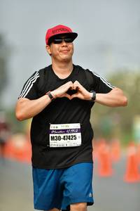 BIB: 421952, 47425, 42195
                            <button type="button" onclick="openModal(8296683)" class="btn btn-primary btn-sm float-right btn-popup" data-toggle="modal" data-target=".modal-high-quality">
                        <i class="fas fa-shopping-cart"></i> Add to Cart
                    </button>
                                            <button type="button" onclick="isThisMe(8296683, true)" class="btn btn-success btn-sm float-right btn-popup btn-isme hidden" data-toggle="tooltip" data-placement="bottom" title="นี่คือรูปของคุณใช่ไหม คลิกที่นี่เพื่อเอาเข้าอัลบั้ม">
                        <i class="fas fa-plus"></i> Add to album
                    </button>
                    <button type="button" onclick="isThisMe(8296683, false)" class="btn btn-warning btn-sm float-right btn-popup btn-isnotme hidden">
                        <i class="fas fa-ban"></i> Remove from album
                    </button>