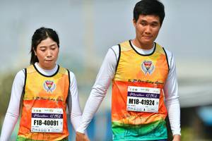 BIB: 42195, 41924, 4219, 40091, 12195
                            <button type="button" onclick="openModal(8234838)" class="btn btn-primary btn-sm float-right btn-popup" data-toggle="modal" data-target=".modal-high-quality">
                        <i class="fas fa-shopping-cart"></i> Add to Cart
                    </button>
                                            <button type="button" onclick="isThisMe(8234838, true)" class="btn btn-success btn-sm float-right btn-popup btn-isme hidden" data-toggle="tooltip" data-placement="bottom" title="นี่คือรูปของคุณใช่ไหม คลิกที่นี่เพื่อเอาเข้าอัลบั้ม">
                        <i class="fas fa-plus"></i> Add to album
                    </button>
                    <button type="button" onclick="isThisMe(8234838, false)" class="btn btn-warning btn-sm float-right btn-popup btn-isnotme hidden">
                        <i class="fas fa-ban"></i> Remove from album
                    </button>