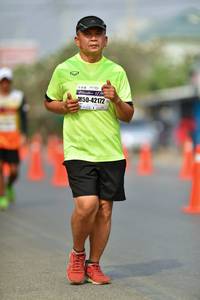 BIB: 1219, 42172
                            <button type="button" onclick="openModal(8243935)" class="btn btn-primary btn-sm float-right btn-popup" data-toggle="modal" data-target=".modal-high-quality">
                        <i class="fas fa-shopping-cart"></i> Add to Cart
                    </button>
                                            <button type="button" onclick="isThisMe(8243935, true)" class="btn btn-success btn-sm float-right btn-popup btn-isme hidden" data-toggle="tooltip" data-placement="bottom" title="นี่คือรูปของคุณใช่ไหม คลิกที่นี่เพื่อเอาเข้าอัลบั้ม">
                        <i class="fas fa-plus"></i> Add to album
                    </button>
                    <button type="button" onclick="isThisMe(8243935, false)" class="btn btn-warning btn-sm float-right btn-popup btn-isnotme hidden">
                        <i class="fas fa-ban"></i> Remove from album
                    </button>