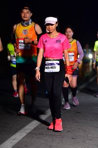 BIB: 42111, 4026
                            <button type="button" onclick="openModal(8320680)" class="btn btn-primary btn-sm float-right btn-popup" data-toggle="modal" data-target=".modal-high-quality">
                        <i class="fas fa-shopping-cart"></i> Add to Cart
                    </button>
                                            <button type="button" onclick="isThisMe(8320680, true)" class="btn btn-success btn-sm float-right btn-popup btn-isme hidden" data-toggle="tooltip" data-placement="bottom" title="นี่คือรูปของคุณใช่ไหม คลิกที่นี่เพื่อเอาเข้าอัลบั้ม">
                        <i class="fas fa-plus"></i> Add to album
                    </button>
                    <button type="button" onclick="isThisMe(8320680, false)" class="btn btn-warning btn-sm float-right btn-popup btn-isnotme hidden">
                        <i class="fas fa-ban"></i> Remove from album
                    </button>