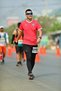 BIB: 465
                            <button type="button" onclick="openModal(7601947)" class="btn btn-primary btn-sm float-right btn-popup" data-toggle="modal" data-target=".modal-high-quality">
                        <i class="fas fa-shopping-cart"></i> Add to Cart
                    </button>
                                            <button type="button" onclick="isThisMe(7601947, true)" class="btn btn-success btn-sm float-right btn-popup btn-isme hidden" data-toggle="tooltip" data-placement="bottom" title="นี่คือรูปของคุณใช่ไหม คลิกที่นี่เพื่อเอาเข้าอัลบั้ม">
                        <i class="fas fa-plus"></i> Add to album
                    </button>
                    <button type="button" onclick="isThisMe(7601947, false)" class="btn btn-warning btn-sm float-right btn-popup btn-isnotme hidden">
                        <i class="fas fa-ban"></i> Remove from album
                    </button>