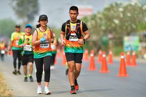 BIB: 42519, 40665, 425
                            <button type="button" onclick="openModal(7559992)" class="btn btn-primary btn-sm float-right btn-popup" data-toggle="modal" data-target=".modal-high-quality">
                        <i class="fas fa-shopping-cart"></i> Add to Cart
                    </button>
                                            <button type="button" onclick="isThisMe(7559992, true)" class="btn btn-success btn-sm float-right btn-popup btn-isme hidden" data-toggle="tooltip" data-placement="bottom" title="นี่คือรูปของคุณใช่ไหม คลิกที่นี่เพื่อเอาเข้าอัลบั้ม">
                        <i class="fas fa-plus"></i> Add to album
                    </button>
                    <button type="button" onclick="isThisMe(7559992, false)" class="btn btn-warning btn-sm float-right btn-popup btn-isnotme hidden">
                        <i class="fas fa-ban"></i> Remove from album
                    </button>