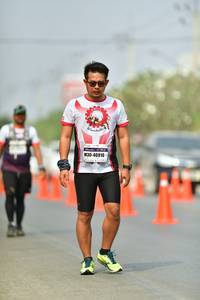 BIB: 46910
                            <button type="button" onclick="openModal(7511897)" class="btn btn-primary btn-sm float-right btn-popup" data-toggle="modal" data-target=".modal-high-quality">
                        <i class="fas fa-shopping-cart"></i> Add to Cart
                    </button>
                                            <button type="button" onclick="isThisMe(7511897, true)" class="btn btn-success btn-sm float-right btn-popup btn-isme hidden" data-toggle="tooltip" data-placement="bottom" title="นี่คือรูปของคุณใช่ไหม คลิกที่นี่เพื่อเอาเข้าอัลบั้ม">
                        <i class="fas fa-plus"></i> Add to album
                    </button>
                    <button type="button" onclick="isThisMe(7511897, false)" class="btn btn-warning btn-sm float-right btn-popup btn-isnotme hidden">
                        <i class="fas fa-ban"></i> Remove from album
                    </button>