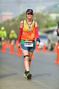 BIB: 40633
                            <button type="button" onclick="openModal(8237426)" class="btn btn-primary btn-sm float-right btn-popup" data-toggle="modal" data-target=".modal-high-quality">
                        <i class="fas fa-shopping-cart"></i> Add to Cart
                    </button>
                                            <button type="button" onclick="isThisMe(8237426, true)" class="btn btn-success btn-sm float-right btn-popup btn-isme hidden" data-toggle="tooltip" data-placement="bottom" title="นี่คือรูปของคุณใช่ไหม คลิกที่นี่เพื่อเอาเข้าอัลบั้ม">
                        <i class="fas fa-plus"></i> Add to album
                    </button>
                    <button type="button" onclick="isThisMe(8237426, false)" class="btn btn-warning btn-sm float-right btn-popup btn-isnotme hidden">
                        <i class="fas fa-ban"></i> Remove from album
                    </button>