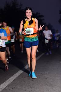 BIB: 25501
                            <button type="button" onclick="openModal(8527679)" class="btn btn-primary btn-sm float-right btn-popup" data-toggle="modal" data-target=".modal-high-quality">
                        <i class="fas fa-shopping-cart"></i> Add to Cart
                    </button>
                                            <button type="button" onclick="isThisMe(8527679, true)" class="btn btn-success btn-sm float-right btn-popup btn-isme hidden" data-toggle="tooltip" data-placement="bottom" title="นี่คือรูปของคุณใช่ไหม คลิกที่นี่เพื่อเอาเข้าอัลบั้ม">
                        <i class="fas fa-plus"></i> Add to album
                    </button>
                    <button type="button" onclick="isThisMe(8527679, false)" class="btn btn-warning btn-sm float-right btn-popup btn-isnotme hidden">
                        <i class="fas fa-ban"></i> Remove from album
                    </button>