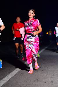 BIB: 41097
                            <button type="button" onclick="openModal(8318076)" class="btn btn-primary btn-sm float-right btn-popup" data-toggle="modal" data-target=".modal-high-quality">
                        <i class="fas fa-shopping-cart"></i> Add to Cart
                    </button>
                                            <button type="button" onclick="isThisMe(8318076, true)" class="btn btn-success btn-sm float-right btn-popup btn-isme hidden" data-toggle="tooltip" data-placement="bottom" title="นี่คือรูปของคุณใช่ไหม คลิกที่นี่เพื่อเอาเข้าอัลบั้ม">
                        <i class="fas fa-plus"></i> Add to album
                    </button>
                    <button type="button" onclick="isThisMe(8318076, false)" class="btn btn-warning btn-sm float-right btn-popup btn-isnotme hidden">
                        <i class="fas fa-ban"></i> Remove from album
                    </button>