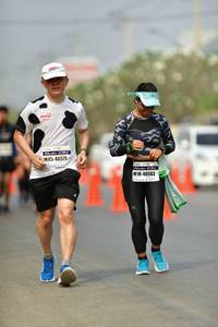 BIB: 46575, 40563
                            <button type="button" onclick="openModal(7707688)" class="btn btn-primary btn-sm float-right btn-popup" data-toggle="modal" data-target=".modal-high-quality">
                        <i class="fas fa-shopping-cart"></i> Add to Cart
                    </button>
                                            <button type="button" onclick="isThisMe(7707688, true)" class="btn btn-success btn-sm float-right btn-popup btn-isme hidden" data-toggle="tooltip" data-placement="bottom" title="นี่คือรูปของคุณใช่ไหม คลิกที่นี่เพื่อเอาเข้าอัลบั้ม">
                        <i class="fas fa-plus"></i> Add to album
                    </button>
                    <button type="button" onclick="isThisMe(7707688, false)" class="btn btn-warning btn-sm float-right btn-popup btn-isnotme hidden">
                        <i class="fas fa-ban"></i> Remove from album
                    </button>