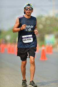 BIB: 41754
                            <button type="button" onclick="openModal(7610191)" class="btn btn-primary btn-sm float-right btn-popup" data-toggle="modal" data-target=".modal-high-quality">
                        <i class="fas fa-shopping-cart"></i> Add to Cart
                    </button>
                                            <button type="button" onclick="isThisMe(7610191, true)" class="btn btn-success btn-sm float-right btn-popup btn-isme hidden" data-toggle="tooltip" data-placement="bottom" title="นี่คือรูปของคุณใช่ไหม คลิกที่นี่เพื่อเอาเข้าอัลบั้ม">
                        <i class="fas fa-plus"></i> Add to album
                    </button>
                    <button type="button" onclick="isThisMe(7610191, false)" class="btn btn-warning btn-sm float-right btn-popup btn-isnotme hidden">
                        <i class="fas fa-ban"></i> Remove from album
                    </button>