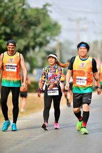 BIB: 42050, 42183, 40020
                            <button type="button" onclick="openModal(8847615)" class="btn btn-primary btn-sm float-right btn-popup" data-toggle="modal" data-target=".modal-high-quality">
                        <i class="fas fa-shopping-cart"></i> Add to Cart
                    </button>
                                            <button type="button" onclick="isThisMe(8847615, true)" class="btn btn-success btn-sm float-right btn-popup btn-isme hidden" data-toggle="tooltip" data-placement="bottom" title="นี่คือรูปของคุณใช่ไหม คลิกที่นี่เพื่อเอาเข้าอัลบั้ม">
                        <i class="fas fa-plus"></i> Add to album
                    </button>
                    <button type="button" onclick="isThisMe(8847615, false)" class="btn btn-warning btn-sm float-right btn-popup btn-isnotme hidden">
                        <i class="fas fa-ban"></i> Remove from album
                    </button>