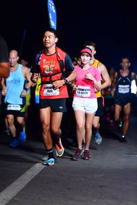 BIB: 40129
                            <button type="button" onclick="openModal(8274933)" class="btn btn-primary btn-sm float-right btn-popup" data-toggle="modal" data-target=".modal-high-quality">
                        <i class="fas fa-shopping-cart"></i> Add to Cart
                    </button>
                                            <button type="button" onclick="isThisMe(8274933, true)" class="btn btn-success btn-sm float-right btn-popup btn-isme hidden" data-toggle="tooltip" data-placement="bottom" title="นี่คือรูปของคุณใช่ไหม คลิกที่นี่เพื่อเอาเข้าอัลบั้ม">
                        <i class="fas fa-plus"></i> Add to album
                    </button>
                    <button type="button" onclick="isThisMe(8274933, false)" class="btn btn-warning btn-sm float-right btn-popup btn-isnotme hidden">
                        <i class="fas fa-ban"></i> Remove from album
                    </button>