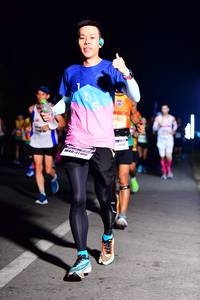 BIB: 4110
                            <button type="button" onclick="openModal(8282694)" class="btn btn-primary btn-sm float-right btn-popup" data-toggle="modal" data-target=".modal-high-quality">
                        <i class="fas fa-shopping-cart"></i> Add to Cart
                    </button>
                                            <button type="button" onclick="isThisMe(8282694, true)" class="btn btn-success btn-sm float-right btn-popup btn-isme hidden" data-toggle="tooltip" data-placement="bottom" title="นี่คือรูปของคุณใช่ไหม คลิกที่นี่เพื่อเอาเข้าอัลบั้ม">
                        <i class="fas fa-plus"></i> Add to album
                    </button>
                    <button type="button" onclick="isThisMe(8282694, false)" class="btn btn-warning btn-sm float-right btn-popup btn-isnotme hidden">
                        <i class="fas fa-ban"></i> Remove from album
                    </button>