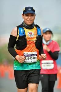 BIB: 42192, 42631, 42195
                            <button type="button" onclick="openModal(8275080)" class="btn btn-primary btn-sm float-right btn-popup" data-toggle="modal" data-target=".modal-high-quality">
                        <i class="fas fa-shopping-cart"></i> Add to Cart
                    </button>
                                            <button type="button" onclick="isThisMe(8275080, true)" class="btn btn-success btn-sm float-right btn-popup btn-isme hidden" data-toggle="tooltip" data-placement="bottom" title="นี่คือรูปของคุณใช่ไหม คลิกที่นี่เพื่อเอาเข้าอัลบั้ม">
                        <i class="fas fa-plus"></i> Add to album
                    </button>
                    <button type="button" onclick="isThisMe(8275080, false)" class="btn btn-warning btn-sm float-right btn-popup btn-isnotme hidden">
                        <i class="fas fa-ban"></i> Remove from album
                    </button>