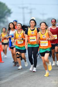 BIB: 16562, 15294, 14041001
                            <button type="button" onclick="openModal(8640615)" class="btn btn-primary btn-sm float-right btn-popup" data-toggle="modal" data-target=".modal-high-quality">
                        <i class="fas fa-shopping-cart"></i> Add to Cart
                    </button>
                                            <button type="button" onclick="isThisMe(8640615, true)" class="btn btn-success btn-sm float-right btn-popup btn-isme hidden" data-toggle="tooltip" data-placement="bottom" title="นี่คือรูปของคุณใช่ไหม คลิกที่นี่เพื่อเอาเข้าอัลบั้ม">
                        <i class="fas fa-plus"></i> Add to album
                    </button>
                    <button type="button" onclick="isThisMe(8640615, false)" class="btn btn-warning btn-sm float-right btn-popup btn-isnotme hidden">
                        <i class="fas fa-ban"></i> Remove from album
                    </button>