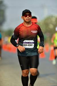 BIB: 421952, 42837
                            <button type="button" onclick="openModal(8320744)" class="btn btn-primary btn-sm float-right btn-popup" data-toggle="modal" data-target=".modal-high-quality">
                        <i class="fas fa-shopping-cart"></i> Add to Cart
                    </button>
                                            <button type="button" onclick="isThisMe(8320744, true)" class="btn btn-success btn-sm float-right btn-popup btn-isme hidden" data-toggle="tooltip" data-placement="bottom" title="นี่คือรูปของคุณใช่ไหม คลิกที่นี่เพื่อเอาเข้าอัลบั้ม">
                        <i class="fas fa-plus"></i> Add to album
                    </button>
                    <button type="button" onclick="isThisMe(8320744, false)" class="btn btn-warning btn-sm float-right btn-popup btn-isnotme hidden">
                        <i class="fas fa-ban"></i> Remove from album
                    </button>