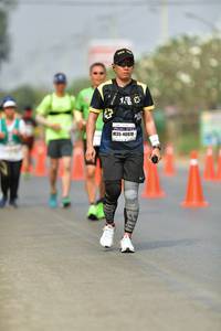 BIB: 40978
                            <button type="button" onclick="openModal(8302092)" class="btn btn-primary btn-sm float-right btn-popup" data-toggle="modal" data-target=".modal-high-quality">
                        <i class="fas fa-shopping-cart"></i> Add to Cart
                    </button>
                                            <button type="button" onclick="isThisMe(8302092, true)" class="btn btn-success btn-sm float-right btn-popup btn-isme hidden" data-toggle="tooltip" data-placement="bottom" title="นี่คือรูปของคุณใช่ไหม คลิกที่นี่เพื่อเอาเข้าอัลบั้ม">
                        <i class="fas fa-plus"></i> Add to album
                    </button>
                    <button type="button" onclick="isThisMe(8302092, false)" class="btn btn-warning btn-sm float-right btn-popup btn-isnotme hidden">
                        <i class="fas fa-ban"></i> Remove from album
                    </button>