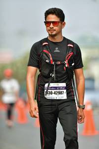 BIB: 421952, 42987
                            <button type="button" onclick="openModal(7721098)" class="btn btn-primary btn-sm float-right btn-popup" data-toggle="modal" data-target=".modal-high-quality">
                        <i class="fas fa-shopping-cart"></i> Add to Cart
                    </button>
                                            <button type="button" onclick="isThisMe(7721098, true)" class="btn btn-success btn-sm float-right btn-popup btn-isme hidden" data-toggle="tooltip" data-placement="bottom" title="นี่คือรูปของคุณใช่ไหม คลิกที่นี่เพื่อเอาเข้าอัลบั้ม">
                        <i class="fas fa-plus"></i> Add to album
                    </button>
                    <button type="button" onclick="isThisMe(7721098, false)" class="btn btn-warning btn-sm float-right btn-popup btn-isnotme hidden">
                        <i class="fas fa-ban"></i> Remove from album
                    </button>