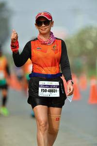 BIB: 4219, 48031, 195
                            <button type="button" onclick="openModal(7511212)" class="btn btn-primary btn-sm float-right btn-popup" data-toggle="modal" data-target=".modal-high-quality">
                        <i class="fas fa-shopping-cart"></i> Add to Cart
                    </button>
                                            <button type="button" onclick="isThisMe(7511212, true)" class="btn btn-success btn-sm float-right btn-popup btn-isme hidden" data-toggle="tooltip" data-placement="bottom" title="นี่คือรูปของคุณใช่ไหม คลิกที่นี่เพื่อเอาเข้าอัลบั้ม">
                        <i class="fas fa-plus"></i> Add to album
                    </button>
                    <button type="button" onclick="isThisMe(7511212, false)" class="btn btn-warning btn-sm float-right btn-popup btn-isnotme hidden">
                        <i class="fas fa-ban"></i> Remove from album
                    </button>