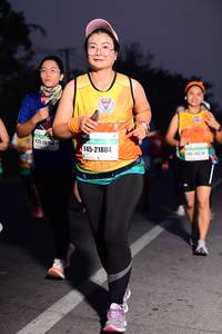 BIB: 26194, 21804, 234
                            <button type="button" onclick="openModal(8531061)" class="btn btn-primary btn-sm float-right btn-popup" data-toggle="modal" data-target=".modal-high-quality">
                        <i class="fas fa-shopping-cart"></i> Add to Cart
                    </button>
                                            <button type="button" onclick="isThisMe(8531061, true)" class="btn btn-success btn-sm float-right btn-popup btn-isme hidden" data-toggle="tooltip" data-placement="bottom" title="นี่คือรูปของคุณใช่ไหม คลิกที่นี่เพื่อเอาเข้าอัลบั้ม">
                        <i class="fas fa-plus"></i> Add to album
                    </button>
                    <button type="button" onclick="isThisMe(8531061, false)" class="btn btn-warning btn-sm float-right btn-popup btn-isnotme hidden">
                        <i class="fas fa-ban"></i> Remove from album
                    </button>