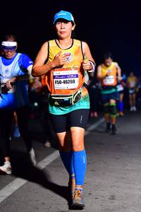 BIB: 211, 46260
                            <button type="button" onclick="openModal(8321735)" class="btn btn-primary btn-sm float-right btn-popup" data-toggle="modal" data-target=".modal-high-quality">
                        <i class="fas fa-shopping-cart"></i> Add to Cart
                    </button>
                                            <button type="button" onclick="isThisMe(8321735, true)" class="btn btn-success btn-sm float-right btn-popup btn-isme hidden" data-toggle="tooltip" data-placement="bottom" title="นี่คือรูปของคุณใช่ไหม คลิกที่นี่เพื่อเอาเข้าอัลบั้ม">
                        <i class="fas fa-plus"></i> Add to album
                    </button>
                    <button type="button" onclick="isThisMe(8321735, false)" class="btn btn-warning btn-sm float-right btn-popup btn-isnotme hidden">
                        <i class="fas fa-ban"></i> Remove from album
                    </button>