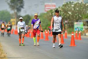 BIB: 100
                            <button type="button" onclick="openModal(7501724)" class="btn btn-primary btn-sm float-right btn-popup" data-toggle="modal" data-target=".modal-high-quality">
                        <i class="fas fa-shopping-cart"></i> Add to Cart
                    </button>
                                            <button type="button" onclick="isThisMe(7501724, true)" class="btn btn-success btn-sm float-right btn-popup btn-isme hidden" data-toggle="tooltip" data-placement="bottom" title="นี่คือรูปของคุณใช่ไหม คลิกที่นี่เพื่อเอาเข้าอัลบั้ม">
                        <i class="fas fa-plus"></i> Add to album
                    </button>
                    <button type="button" onclick="isThisMe(7501724, false)" class="btn btn-warning btn-sm float-right btn-popup btn-isnotme hidden">
                        <i class="fas fa-ban"></i> Remove from album
                    </button>