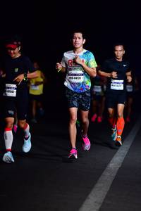 BIB: 84131, 48087
                            <button type="button" onclick="openModal(8250698)" class="btn btn-primary btn-sm float-right btn-popup" data-toggle="modal" data-target=".modal-high-quality">
                        <i class="fas fa-shopping-cart"></i> Add to Cart
                    </button>
                                            <button type="button" onclick="isThisMe(8250698, true)" class="btn btn-success btn-sm float-right btn-popup btn-isme hidden" data-toggle="tooltip" data-placement="bottom" title="นี่คือรูปของคุณใช่ไหม คลิกที่นี่เพื่อเอาเข้าอัลบั้ม">
                        <i class="fas fa-plus"></i> Add to album
                    </button>
                    <button type="button" onclick="isThisMe(8250698, false)" class="btn btn-warning btn-sm float-right btn-popup btn-isnotme hidden">
                        <i class="fas fa-ban"></i> Remove from album
                    </button>