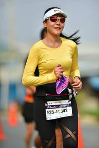 BIB: 42195, 4342
                            <button type="button" onclick="openModal(8240531)" class="btn btn-primary btn-sm float-right btn-popup" data-toggle="modal" data-target=".modal-high-quality">
                        <i class="fas fa-shopping-cart"></i> Add to Cart
                    </button>
                                            <button type="button" onclick="isThisMe(8240531, true)" class="btn btn-success btn-sm float-right btn-popup btn-isme hidden" data-toggle="tooltip" data-placement="bottom" title="นี่คือรูปของคุณใช่ไหม คลิกที่นี่เพื่อเอาเข้าอัลบั้ม">
                        <i class="fas fa-plus"></i> Add to album
                    </button>
                    <button type="button" onclick="isThisMe(8240531, false)" class="btn btn-warning btn-sm float-right btn-popup btn-isnotme hidden">
                        <i class="fas fa-ban"></i> Remove from album
                    </button>