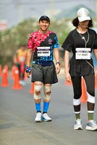 BIB: 40800, 4044
                            <button type="button" onclick="openModal(7681640)" class="btn btn-primary btn-sm float-right btn-popup" data-toggle="modal" data-target=".modal-high-quality">
                        <i class="fas fa-shopping-cart"></i> Add to Cart
                    </button>
                                            <button type="button" onclick="isThisMe(7681640, true)" class="btn btn-success btn-sm float-right btn-popup btn-isme hidden" data-toggle="tooltip" data-placement="bottom" title="นี่คือรูปของคุณใช่ไหม คลิกที่นี่เพื่อเอาเข้าอัลบั้ม">
                        <i class="fas fa-plus"></i> Add to album
                    </button>
                    <button type="button" onclick="isThisMe(7681640, false)" class="btn btn-warning btn-sm float-right btn-popup btn-isnotme hidden">
                        <i class="fas fa-ban"></i> Remove from album
                    </button>