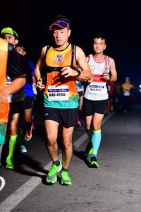 BIB: 4111, 41156
                            <button type="button" onclick="openModal(8269891)" class="btn btn-primary btn-sm float-right btn-popup" data-toggle="modal" data-target=".modal-high-quality">
                        <i class="fas fa-shopping-cart"></i> Add to Cart
                    </button>
                                            <button type="button" onclick="isThisMe(8269891, true)" class="btn btn-success btn-sm float-right btn-popup btn-isme hidden" data-toggle="tooltip" data-placement="bottom" title="นี่คือรูปของคุณใช่ไหม คลิกที่นี่เพื่อเอาเข้าอัลบั้ม">
                        <i class="fas fa-plus"></i> Add to album
                    </button>
                    <button type="button" onclick="isThisMe(8269891, false)" class="btn btn-warning btn-sm float-right btn-popup btn-isnotme hidden">
                        <i class="fas fa-ban"></i> Remove from album
                    </button>