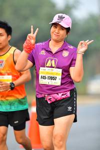 BIB: 102, 17057
                            <button type="button" onclick="openModal(8677801)" class="btn btn-primary btn-sm float-right btn-popup" data-toggle="modal" data-target=".modal-high-quality">
                        <i class="fas fa-shopping-cart"></i> Add to Cart
                    </button>
                                            <button type="button" onclick="isThisMe(8677801, true)" class="btn btn-success btn-sm float-right btn-popup btn-isme hidden" data-toggle="tooltip" data-placement="bottom" title="นี่คือรูปของคุณใช่ไหม คลิกที่นี่เพื่อเอาเข้าอัลบั้ม">
                        <i class="fas fa-plus"></i> Add to album
                    </button>
                    <button type="button" onclick="isThisMe(8677801, false)" class="btn btn-warning btn-sm float-right btn-popup btn-isnotme hidden">
                        <i class="fas fa-ban"></i> Remove from album
                    </button>