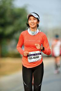 BIB: 4219, 45162
                            <button type="button" onclick="openModal(8707697)" class="btn btn-primary btn-sm float-right btn-popup" data-toggle="modal" data-target=".modal-high-quality">
                        <i class="fas fa-shopping-cart"></i> Add to Cart
                    </button>
                                            <button type="button" onclick="isThisMe(8707697, true)" class="btn btn-success btn-sm float-right btn-popup btn-isme hidden" data-toggle="tooltip" data-placement="bottom" title="นี่คือรูปของคุณใช่ไหม คลิกที่นี่เพื่อเอาเข้าอัลบั้ม">
                        <i class="fas fa-plus"></i> Add to album
                    </button>
                    <button type="button" onclick="isThisMe(8707697, false)" class="btn btn-warning btn-sm float-right btn-popup btn-isnotme hidden">
                        <i class="fas fa-ban"></i> Remove from album
                    </button>