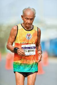 BIB: 42195, 460, 46034
                            <button type="button" onclick="openModal(8252604)" class="btn btn-primary btn-sm float-right btn-popup" data-toggle="modal" data-target=".modal-high-quality">
                        <i class="fas fa-shopping-cart"></i> Add to Cart
                    </button>
                                            <button type="button" onclick="isThisMe(8252604, true)" class="btn btn-success btn-sm float-right btn-popup btn-isme hidden" data-toggle="tooltip" data-placement="bottom" title="นี่คือรูปของคุณใช่ไหม คลิกที่นี่เพื่อเอาเข้าอัลบั้ม">
                        <i class="fas fa-plus"></i> Add to album
                    </button>
                    <button type="button" onclick="isThisMe(8252604, false)" class="btn btn-warning btn-sm float-right btn-popup btn-isnotme hidden">
                        <i class="fas fa-ban"></i> Remove from album
                    </button>