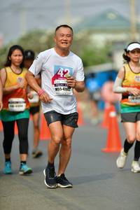 BIB: 420
                            <button type="button" onclick="openModal(8184608)" class="btn btn-primary btn-sm float-right btn-popup" data-toggle="modal" data-target=".modal-high-quality">
                        <i class="fas fa-shopping-cart"></i> Add to Cart
                    </button>
                                            <button type="button" onclick="isThisMe(8184608, true)" class="btn btn-success btn-sm float-right btn-popup btn-isme hidden" data-toggle="tooltip" data-placement="bottom" title="นี่คือรูปของคุณใช่ไหม คลิกที่นี่เพื่อเอาเข้าอัลบั้ม">
                        <i class="fas fa-plus"></i> Add to album
                    </button>
                    <button type="button" onclick="isThisMe(8184608, false)" class="btn btn-warning btn-sm float-right btn-popup btn-isnotme hidden">
                        <i class="fas fa-ban"></i> Remove from album
                    </button>